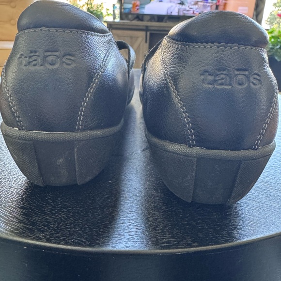 Taos Footwear Black Mary Jane Strap Flat - Picture 6 of 12